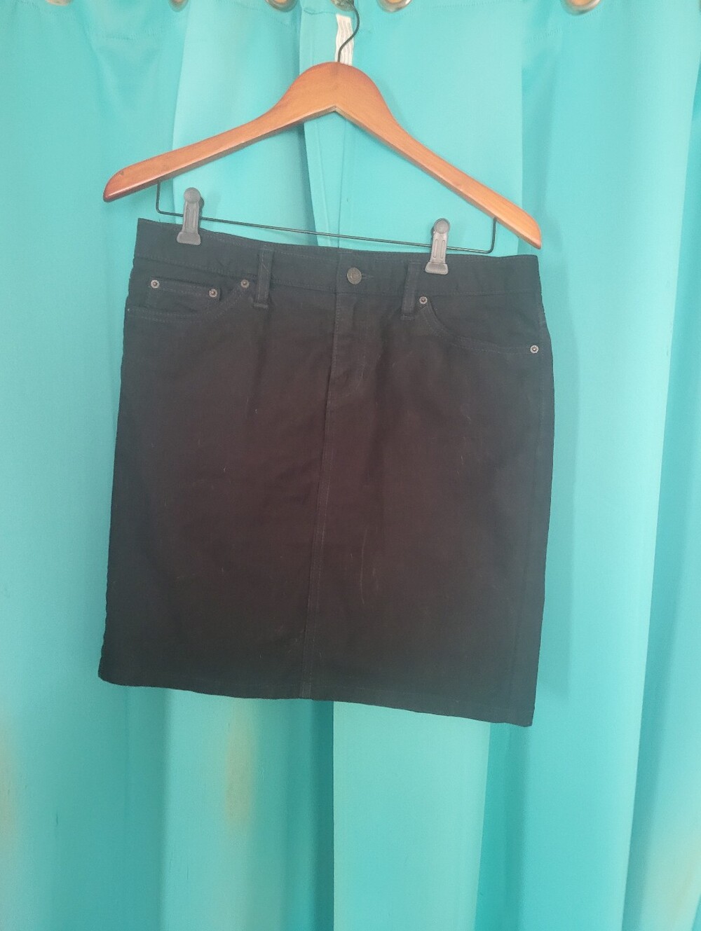 Classic Gap Black Women’s Denim Mini Skirt Size 6
